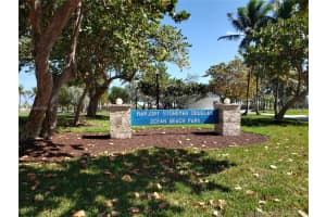120 Ocean Dr, Miami Beach, FL 33139, Sold 04/30/21