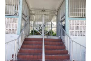 120 Ocean Dr, Miami Beach, FL 33139, Sold 04/30/21