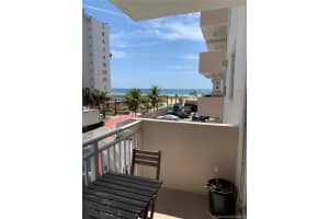 345 Ocean Dr, Miami Beach, FL 33139, Sold 07/19/19