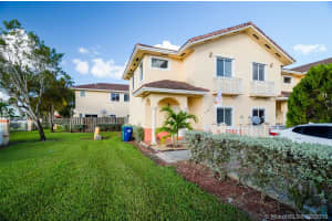 7483 NW 179th Terrace, Hialeah, FL 33015, Sold 04/02/19