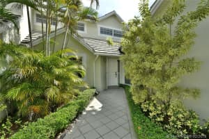 4757 NW 98th Pl, Doral, FL 33178, Sold 06/28/19