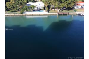 9800 W Bay Harbor Dr, Bay Harbor Islands, FL 33154, Sold 06/27/19