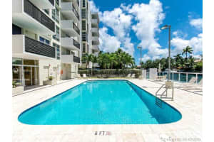 9800 W Bay Harbor Dr, Bay Harbor Islands, FL 33154, Sold 06/27/19