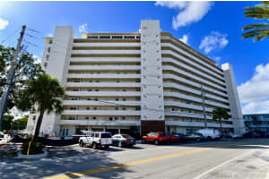 7904 West Dr #1, North Bay Village, FL 33141, Sold 07/31/19