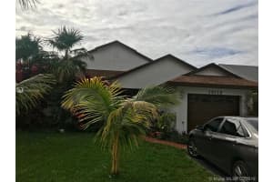 19118 NW 77th Pl, Hialeah, FL 33015, Sold 08/14/19