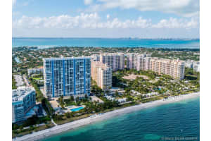 881 Ocean Dr, Key Biscayne, FL 33149, Sold 04/02/19