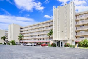 36 Yacht Club Dr, North Palm Beach, FL 33408, Sold 05/23/19