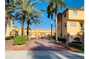 905 NW 82nd Ave, Miami, FL 33126, Sold 04/08/19