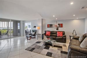 100 Golden Isles Dr, Hallandale Beach, FL 33009, Sold 07/31/20