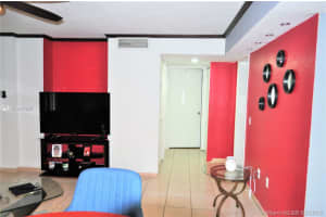 15675 SW 84th Terrace, Miami, FL 33193, Sold 04/29/19