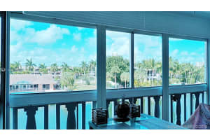 470 Paradise Isle Blvd, Hallandale Beach, FL 33009, Sold 06/07/19