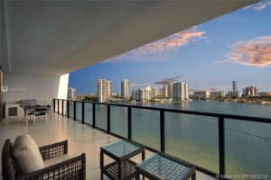 5500 Island Estates Dr, Aventura, FL 33160, Sold 09/15/21
