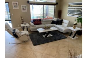 521 Woodgate Cir, Sunrise, FL 33326, Sold 06/07/19