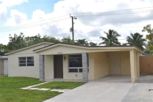 5700 Douglas St, Hollywood, FL 33021, Sold 07/26/19
