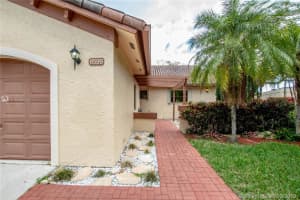 8599 SW 115th Pl, Miami, FL 33173, Sold 04/19/19