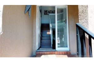 8869 W Sunrise Blvd, Plantation, FL 33322, Sold 04/11/19