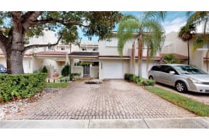 10067 NW 43rd Terrace, Doral, FL 33178, Sold 05/03/19