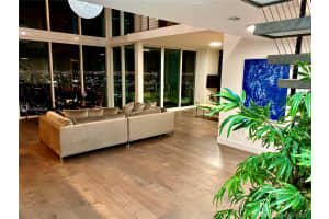 1040 Biscayne Blvd, Miami, FL 33132, Sold 04/30/21