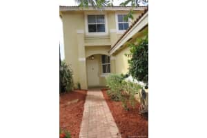 15160 SW 49th Ct, Davie, FL 33331, Sold 05/28/19