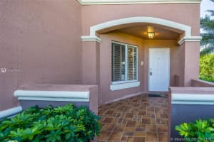 16524 SW 71st Terrace, Miami, FL 33193, Sold 04/19/19