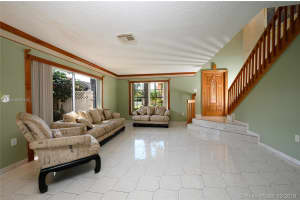 18901 NW 78th Pl, Hialeah, FL 33015, Sold 05/17/19