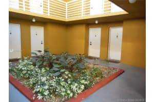 9705 Fontainebleau Blvd B106, Miami, FL 33172, Sold 04/09/19