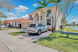15270 SW 32nd Terrace, Miami, FL 33185, Sold 04/05/19