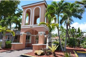 7210 NW 179th St, Hialeah, FL 33015, Sold 08/23/19
