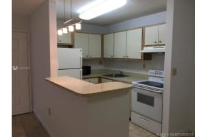 7210 NW 179th St, Hialeah, FL 33015, Sold 08/23/19