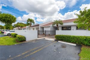 15220 SW 81st Ln, Miami, FL 33193, Sold 04/15/19