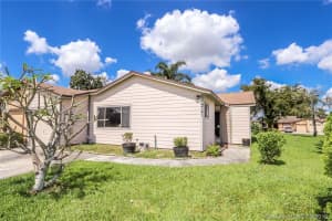 9741 W Daffodil Ln, Miramar, FL 33025, Sold 05/01/19