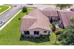 9741 W Daffodil Ln, Miramar, FL 33025, Sold 05/01/19
