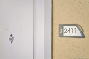 110 Washington Ave, Miami Beach, FL 33139, Sold 05/17/21