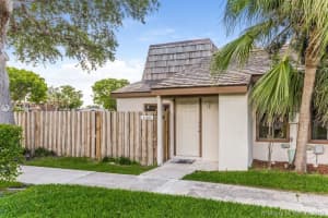 4132 Palm Bay Cir, West Palm Beach, FL 33406, Sold 04/29/19