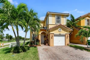 11061 SW 246th St, Princeton, FL 33032, Sold 04/26/19