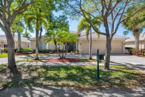 13342 Lakepointe Cir, Cooper City, FL 33330, Sold 05/24/19