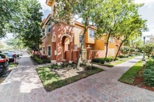10662 SW 7th St, Pembroke Pines, FL 33025, Sold 07/03/19