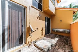 10662 SW 7th St, Pembroke Pines, FL 33025, Sold 07/03/19