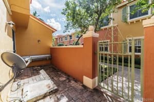 10662 SW 7th St, Pembroke Pines, FL 33025, Sold 07/03/19