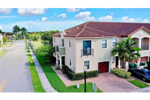 679 NE 33rd Terrace, Homestead, FL 33033, Sold 04/19/19