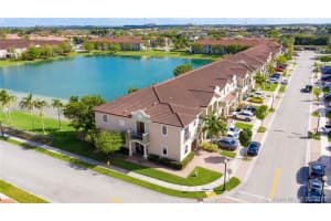679 NE 33rd Terrace, Homestead, FL 33033, Sold 04/19/19
