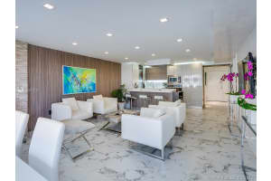 6423 Collins Ave, Miami, FL 33141, Sold 08/28/19