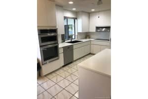 2127 Montpeliar, Weston, FL 33326, Sold 04/23/19