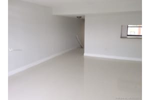 10060 NW 9th St Cir, Miami, FL 33172, Sold 06/19/19