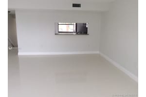 10060 NW 9th St Cir, Miami, FL 33172, Sold 06/19/19