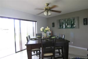 9007 Vineyard Lake Dr, Plantation, FL 33324, Sold 06/14/19