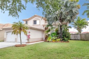 466 E Royal Cove Cir, Davie, FL 33325, Sold 05/07/19