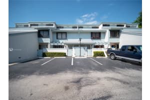 7880 SW 86th St, Miami, FL 33143, Sold 12/13/19