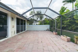 9967 NW 49th Ln, Doral, FL 33178, Sold 05/24/19