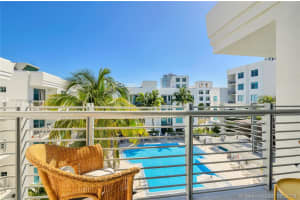 110 Washington Ave, Miami Beach, FL 33139, Sold 06/04/19
